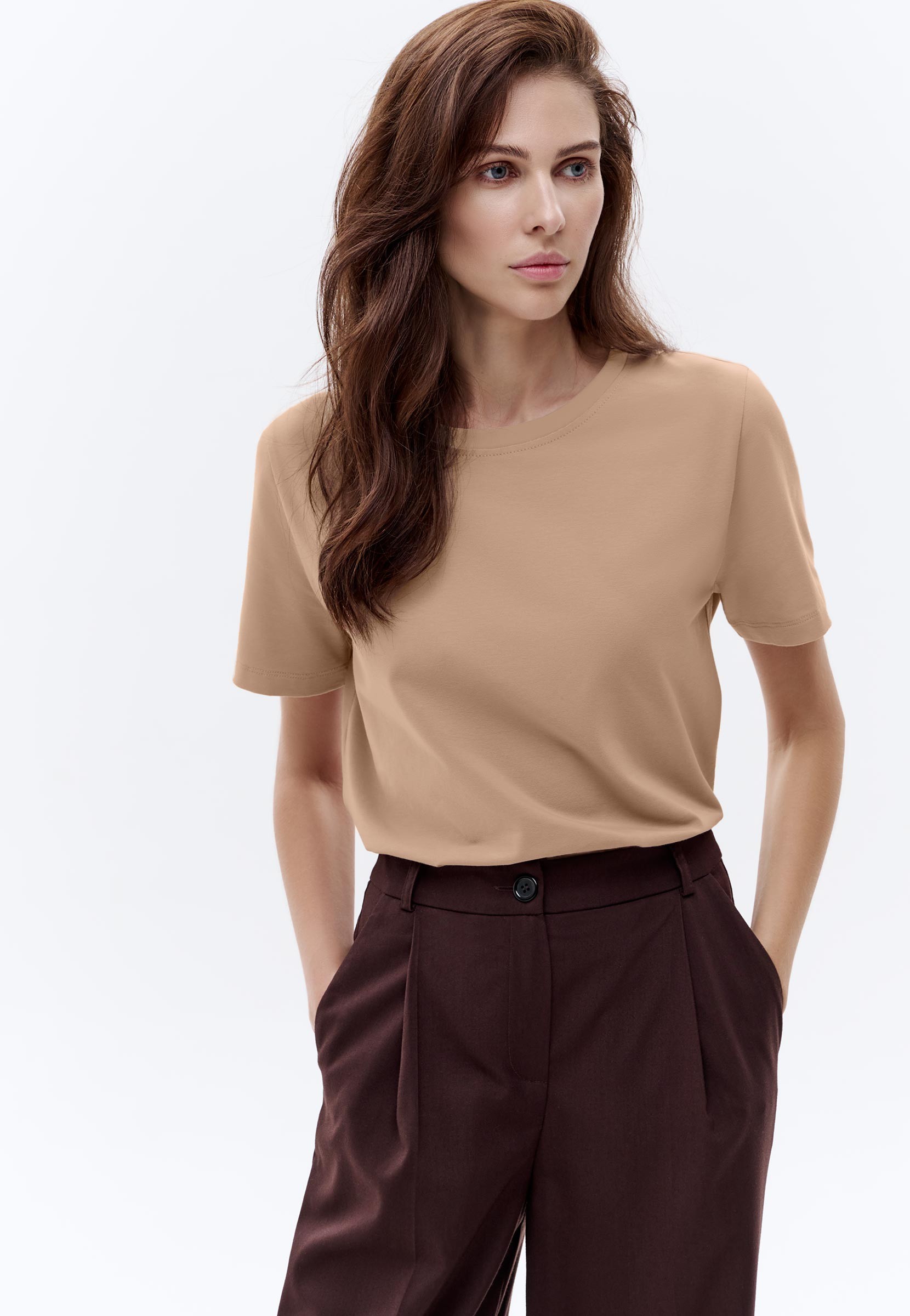 футболка женская прямая